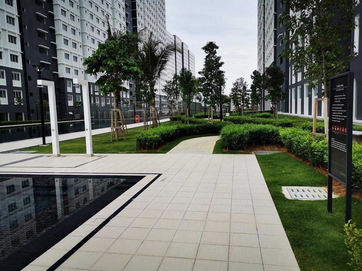 Harmoni Apartment At Semenyih Luaran gambar